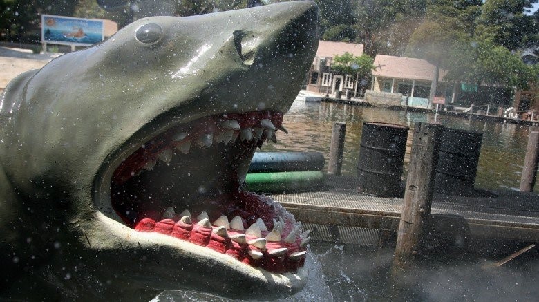 jaws ride